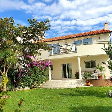 Apartment Oaza Mira Tribalj Zewnętrze zdjęcie