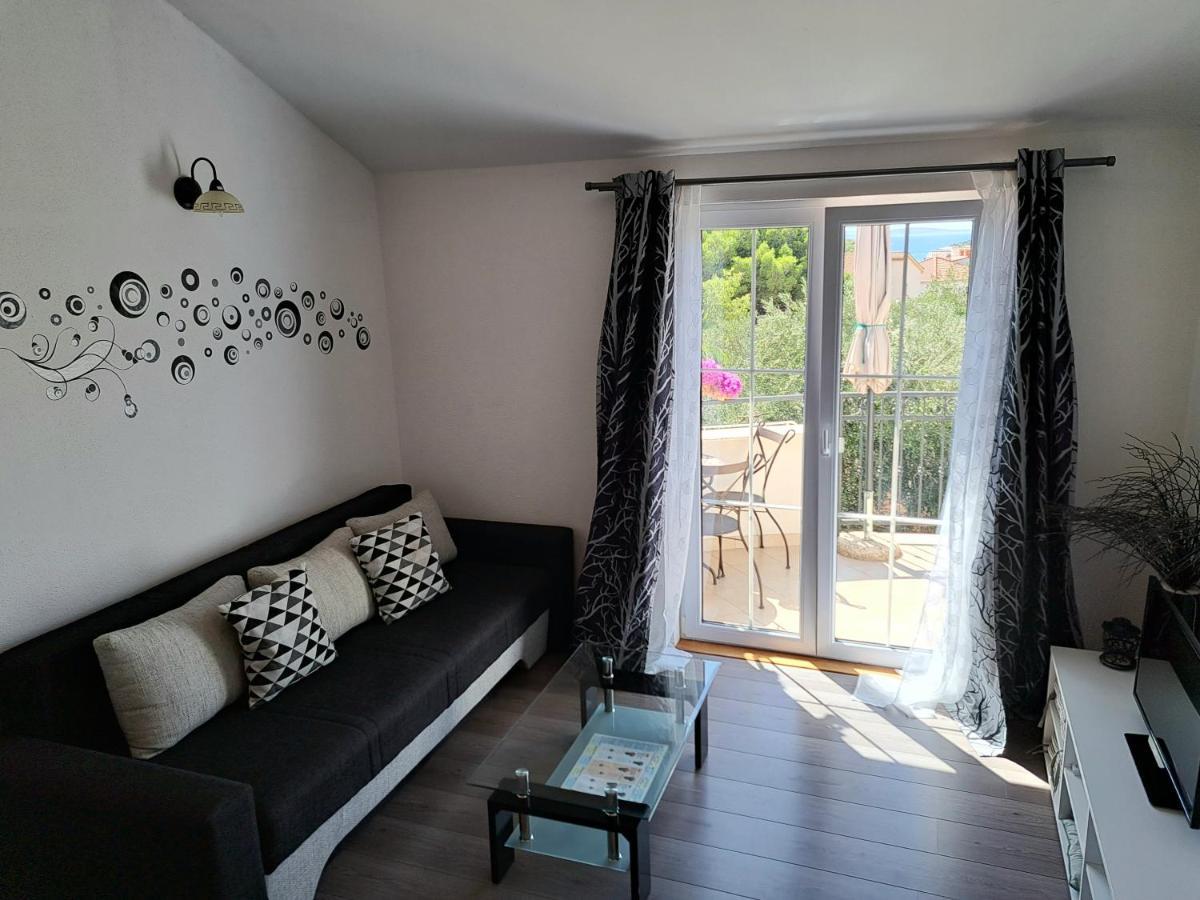 Apartment Oaza Mira Tribalj Zewnętrze zdjęcie