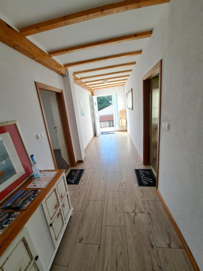 Apartment Oaza Mira Tribalj Zewnętrze zdjęcie