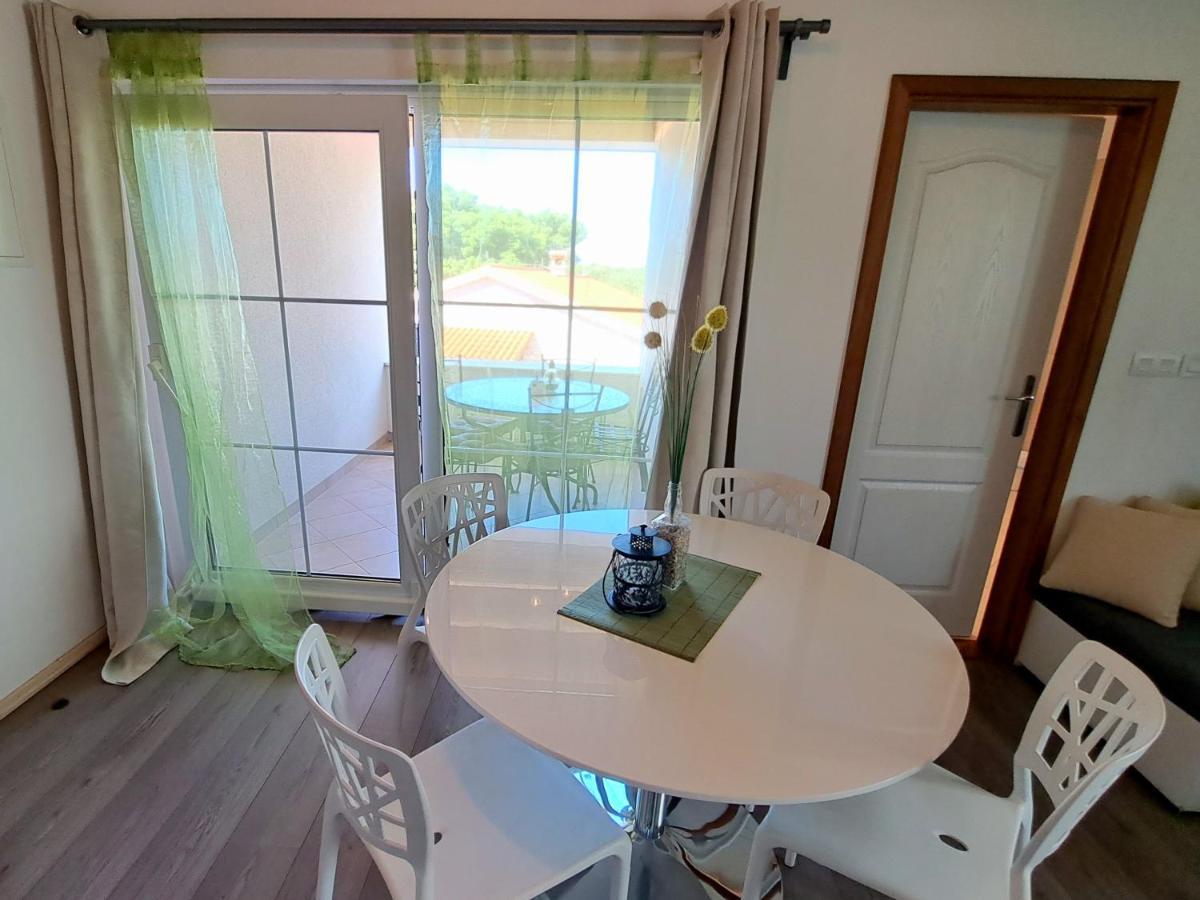 Apartment Oaza Mira Tribalj Zewnętrze zdjęcie