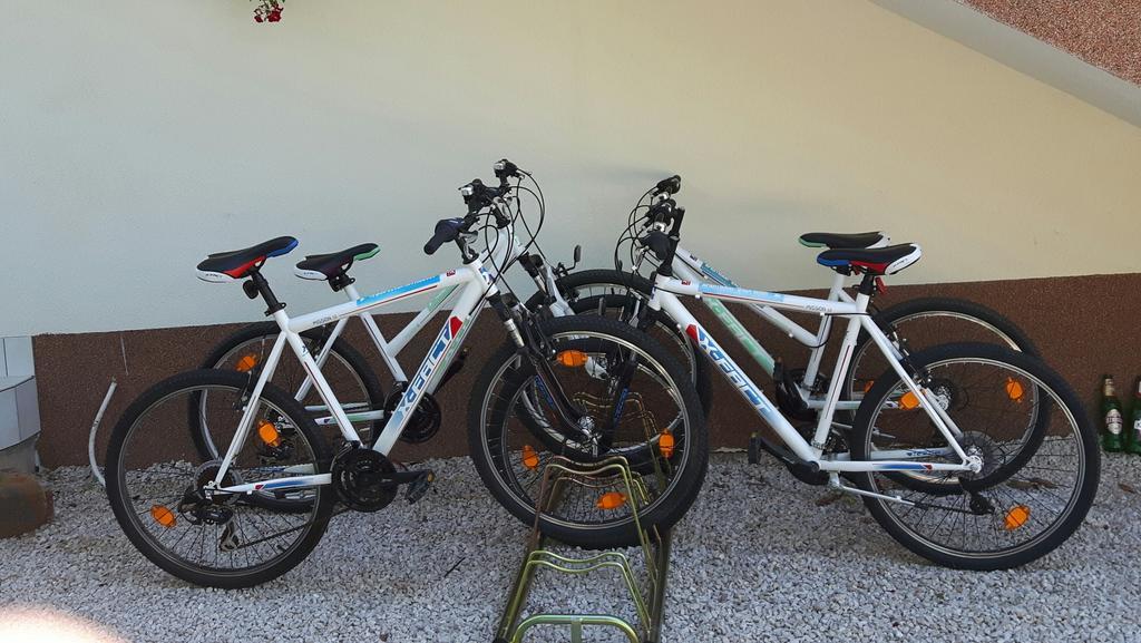 Apartment Oaza Mira Tribalj Zewnętrze zdjęcie